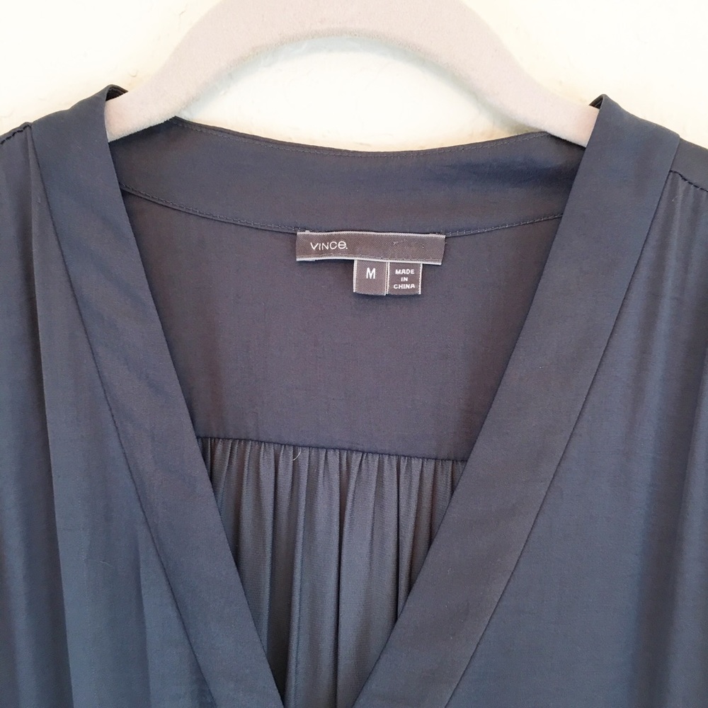Vince | Shirred Shoulder Gray Tie Waist Dress - Picture 4 of 5